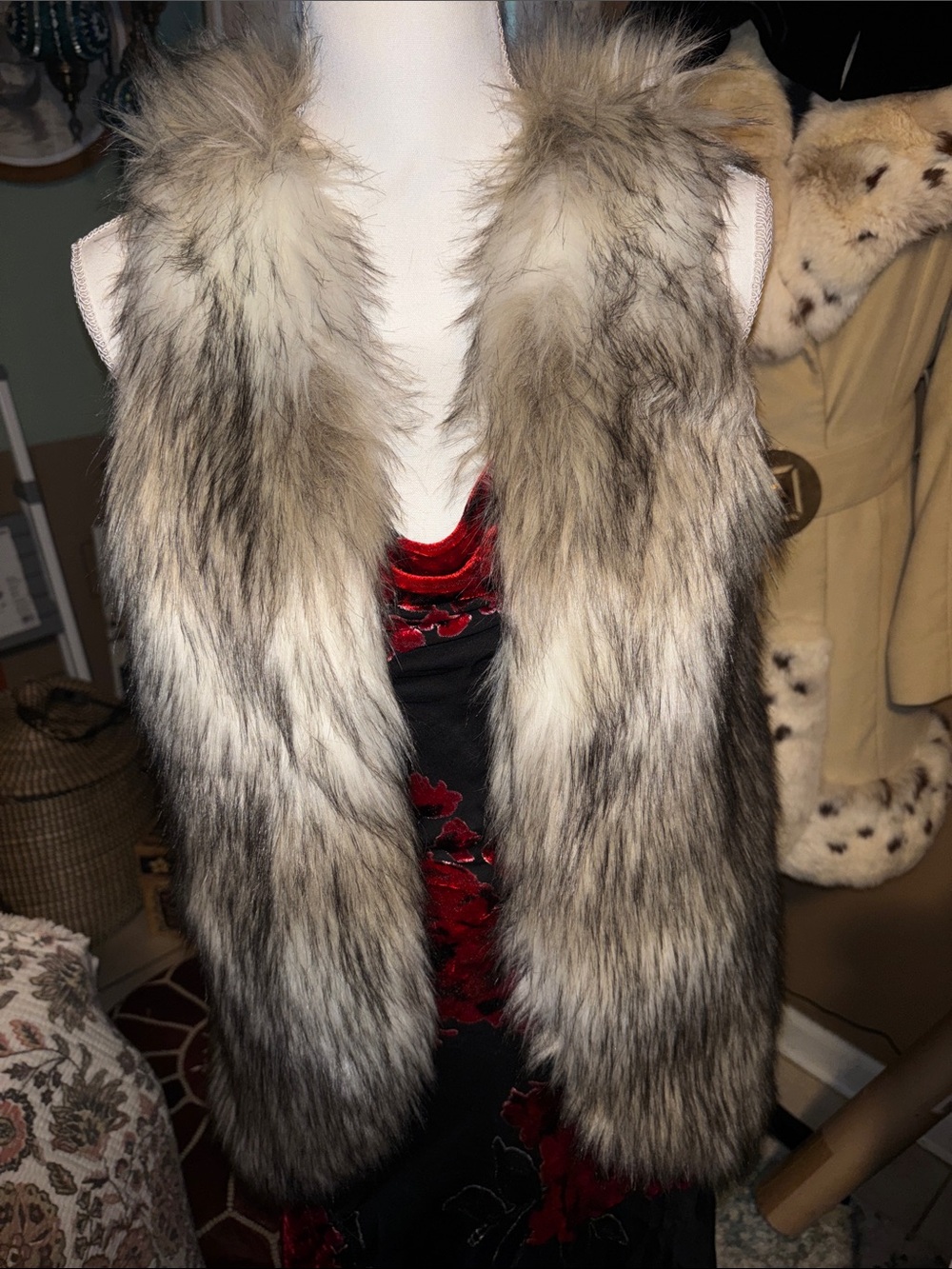 Under Skies Faux Fur Vest in Grey and Cream Tones